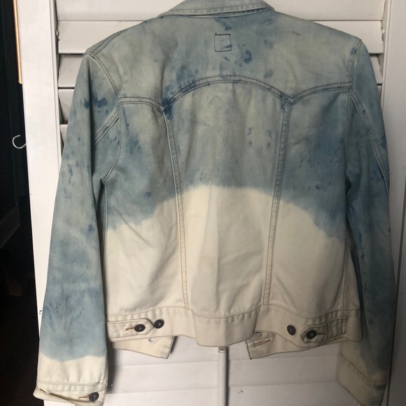 Jeans jacket - Picture 2 of 6